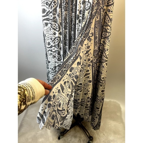 Lane Bryant Black‎ and White Pleated Paisley One Shoulder Maxi Dress SZ 22 - Picture 4 of 15